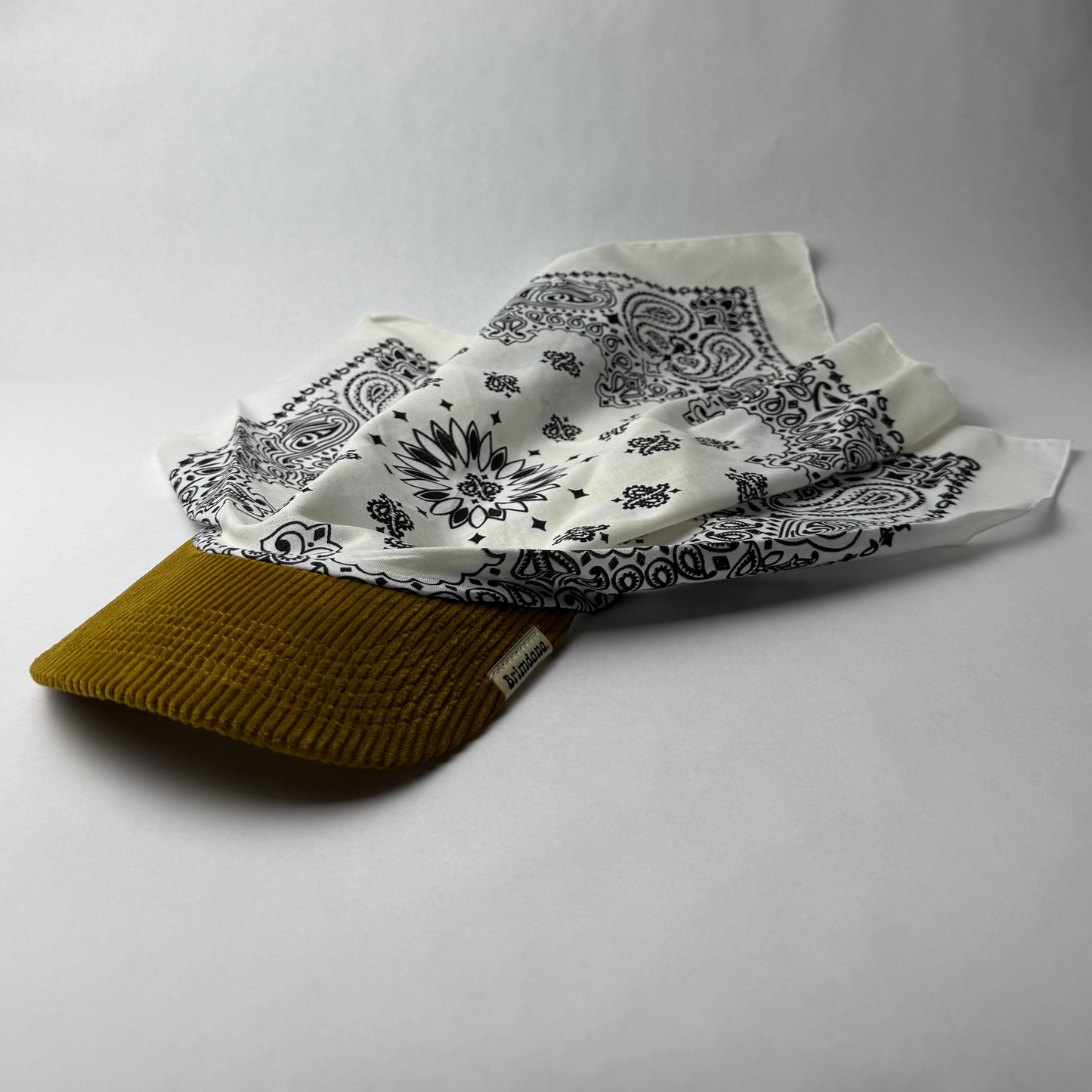 Brimdana White/Corduroy