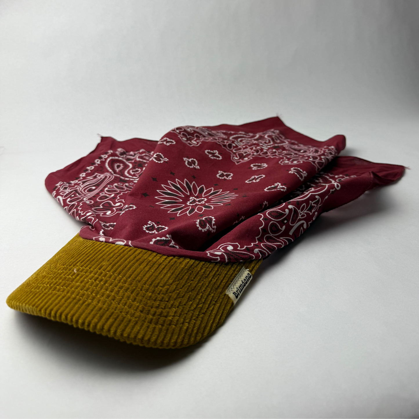 Brimdana - Maroon/Corduroy