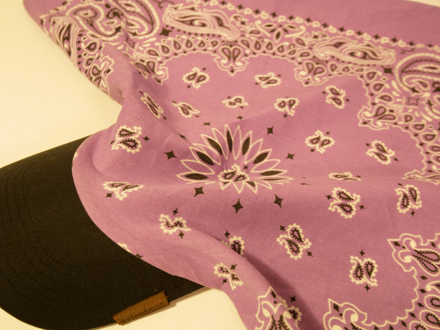 Brimdana - Lavender/Black