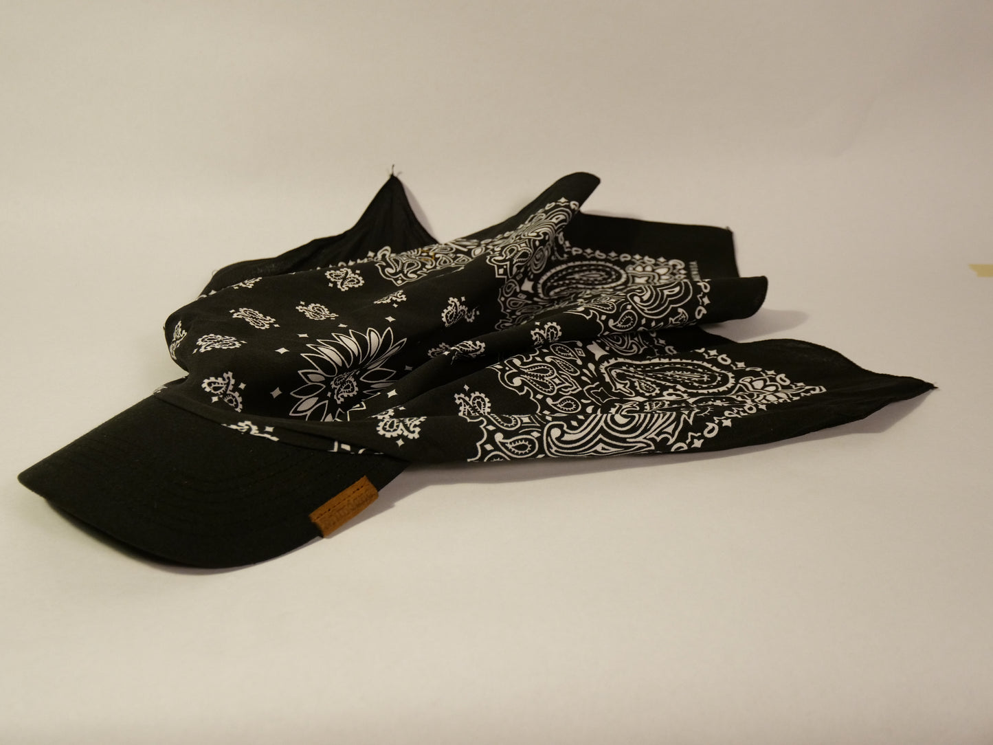Brimdana - Black/Black